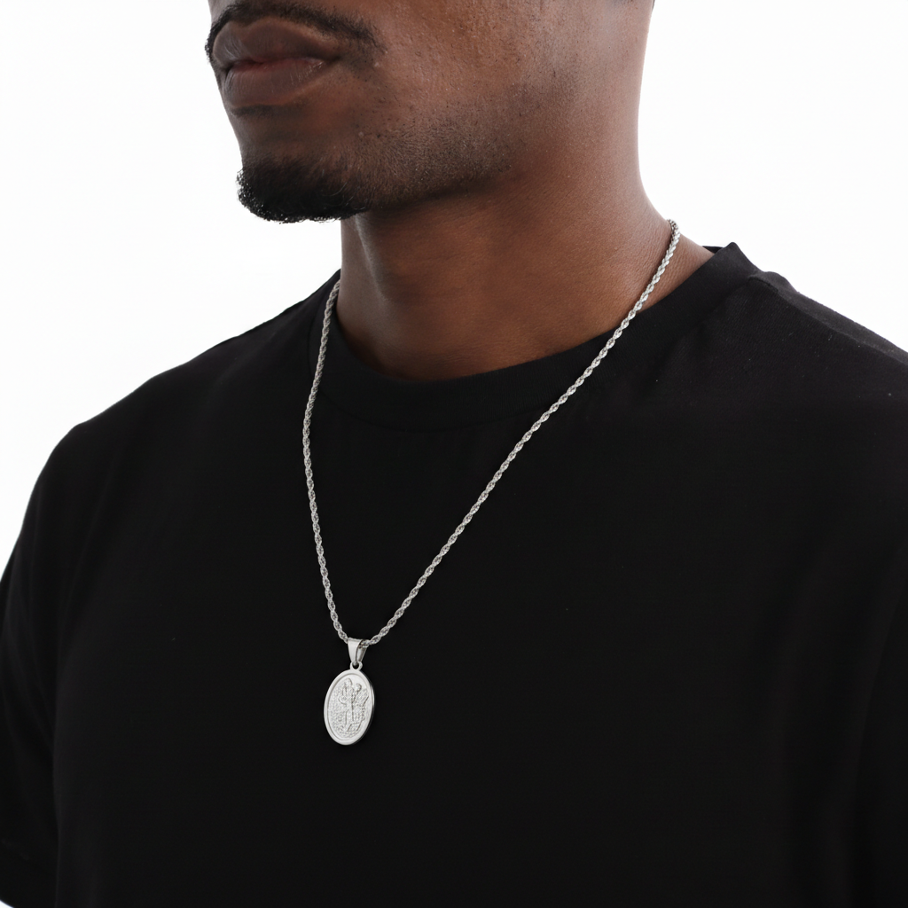 St. Michael Hanger + Ketting (Zilver)