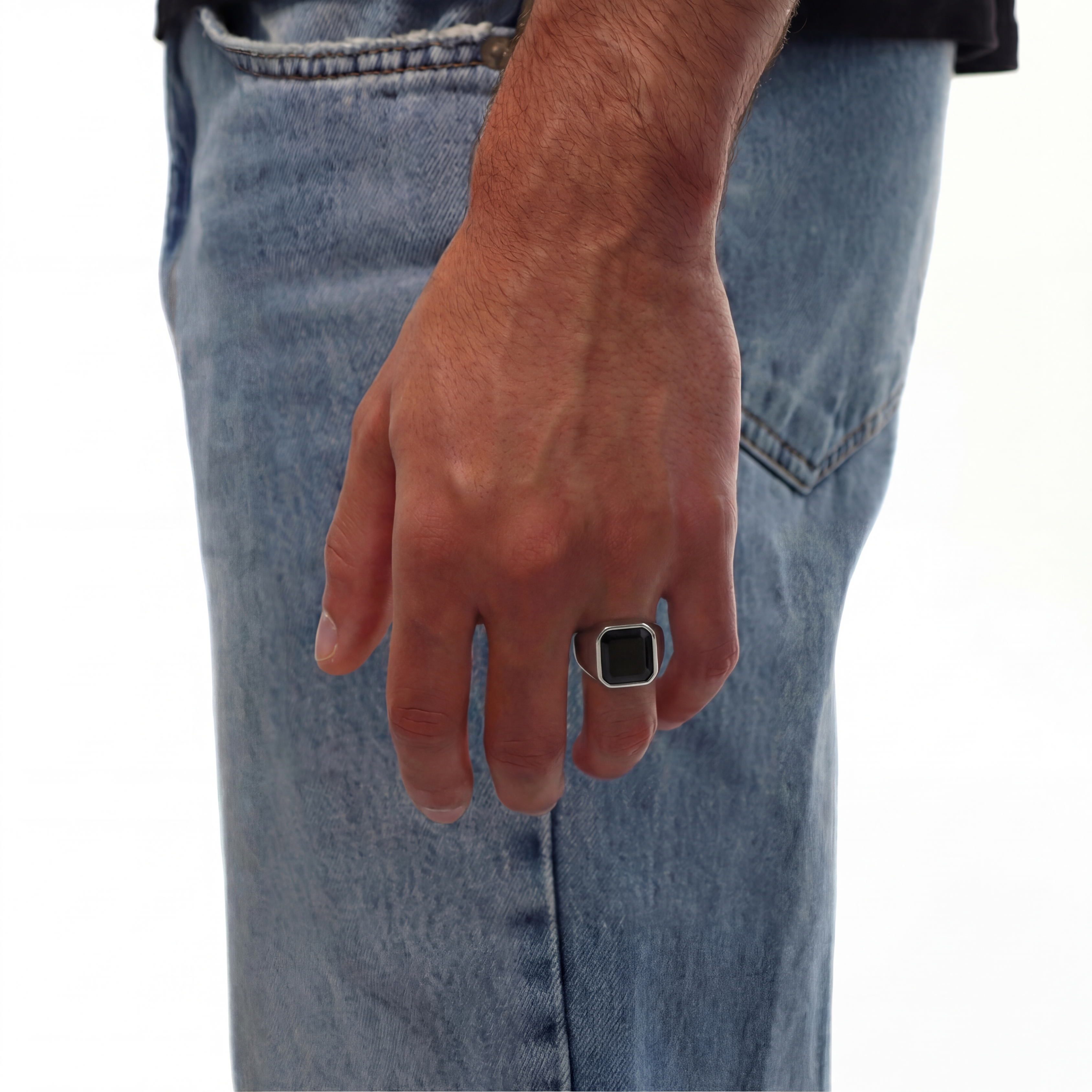 Signet ring black stone (Silver)