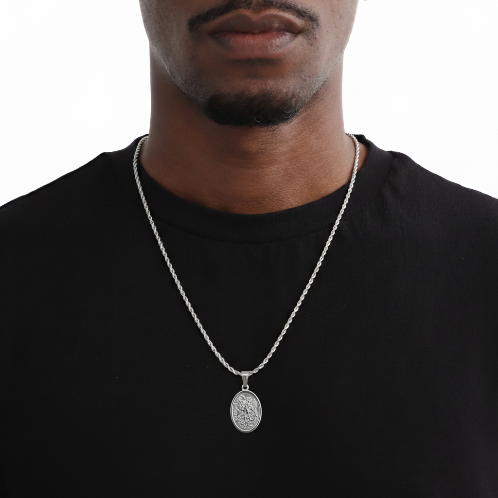 St. Michael Hanger + Ketting (Zilver)